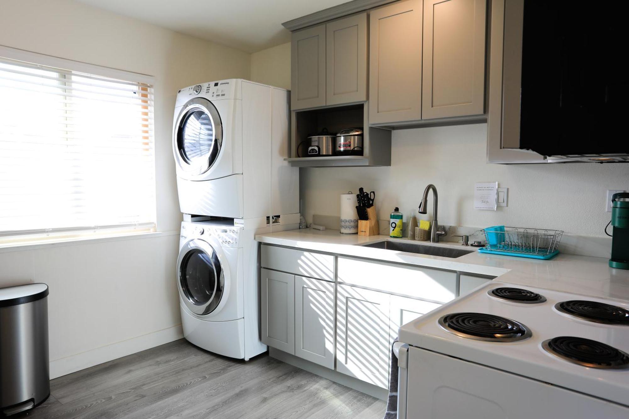 2Br Apt With Brand New Super Quite Ac, Washer, Dryer, Free Ev Station, Free Parking In Cupertino ซันนีเวล ภายนอก รูปภาพ