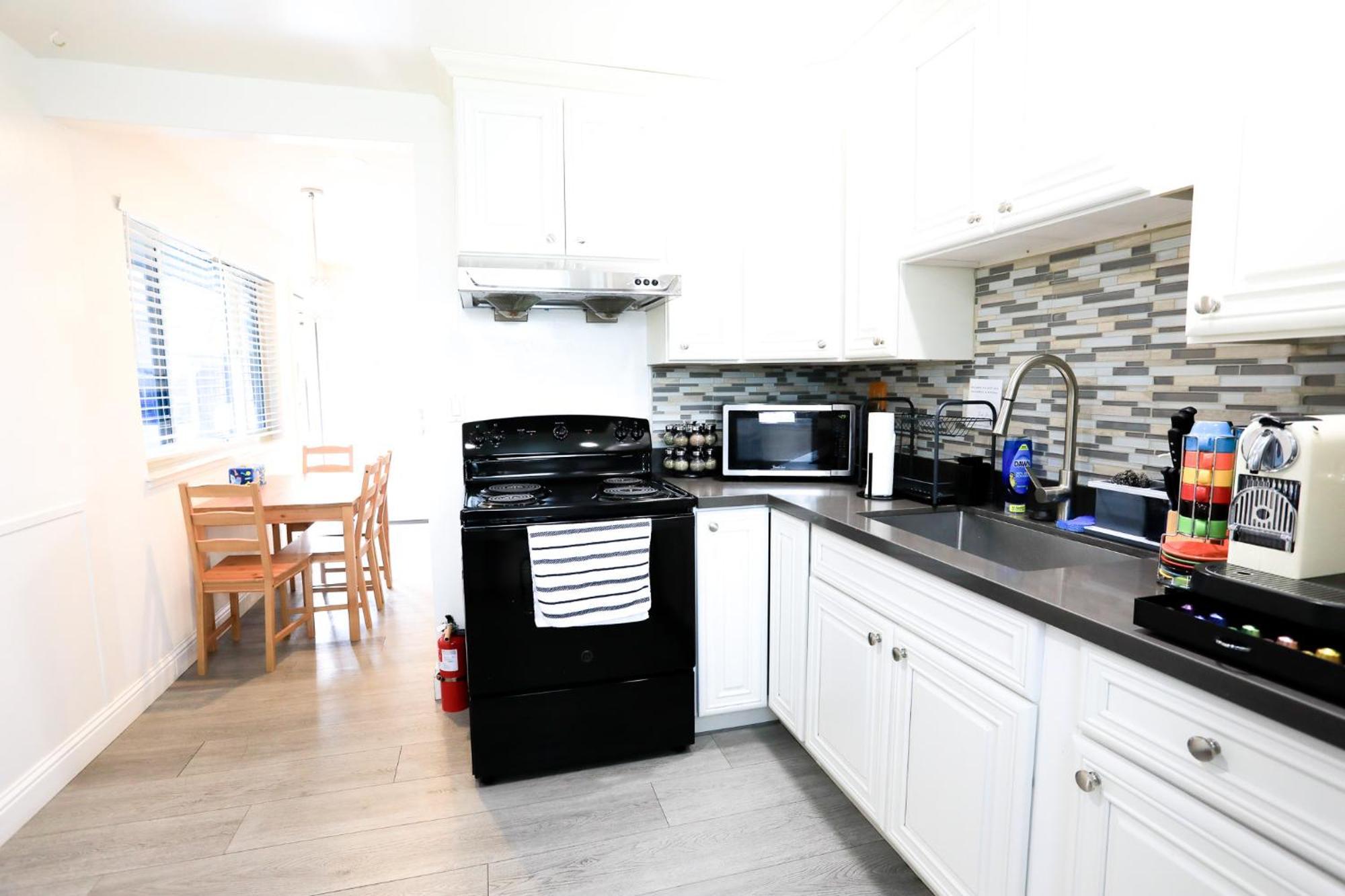 2Br Apt With Brand New Super Quite Ac, Washer, Dryer, Free Ev Station, Free Parking In Cupertino ซันนีเวล ภายนอก รูปภาพ